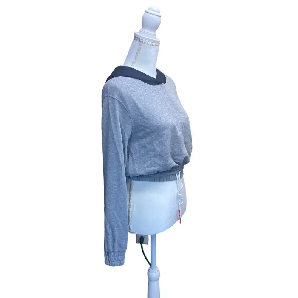 Tommy Hilfiger Long Sleeved Hooded Gray Cropped Top Women's Size Small